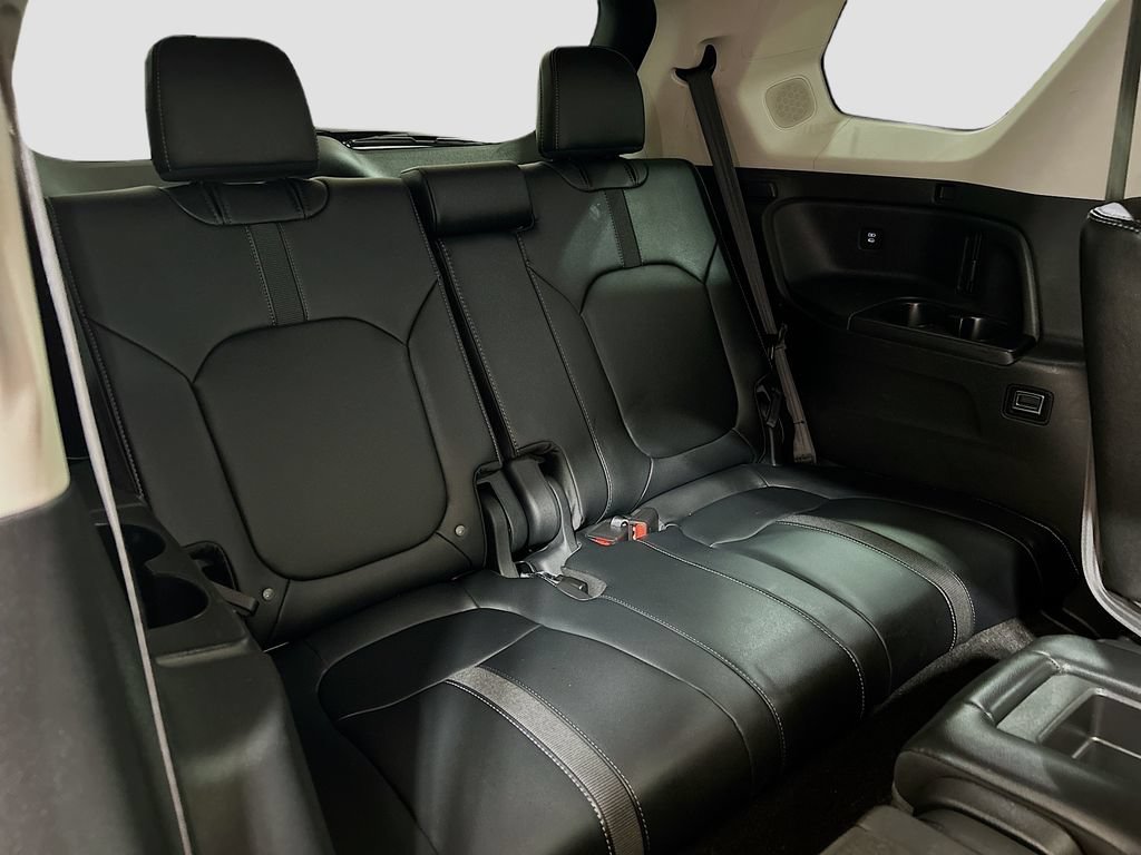 Used 2025 Honda Pilot Touring image 27