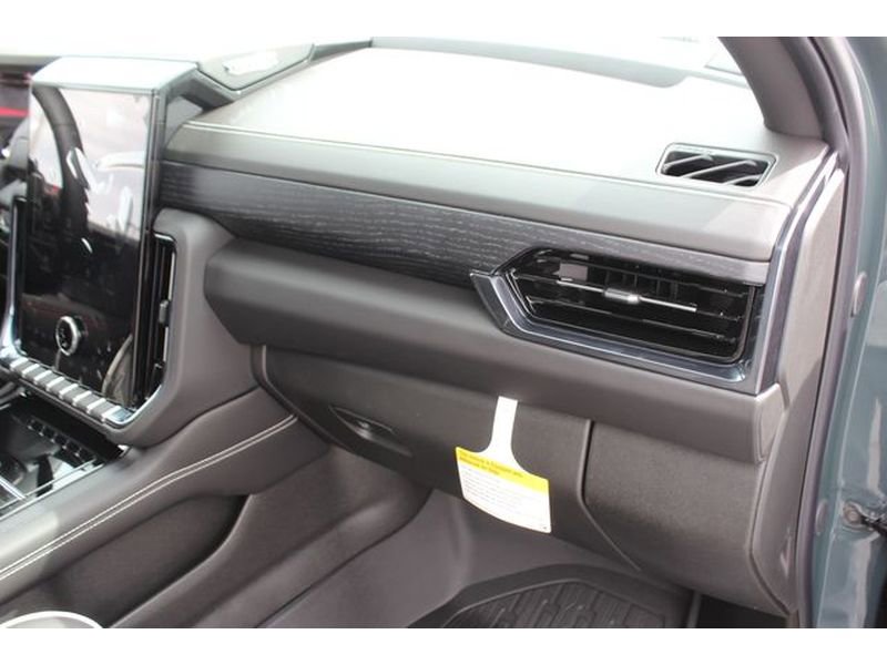 New 2026 GMC Yukon XL AT4 Ultimate image 34