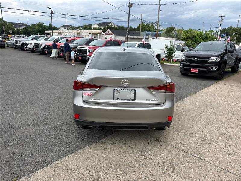 Used 2018 Lexus IS 300 F Sport w/ F Sport Package RWD image 3