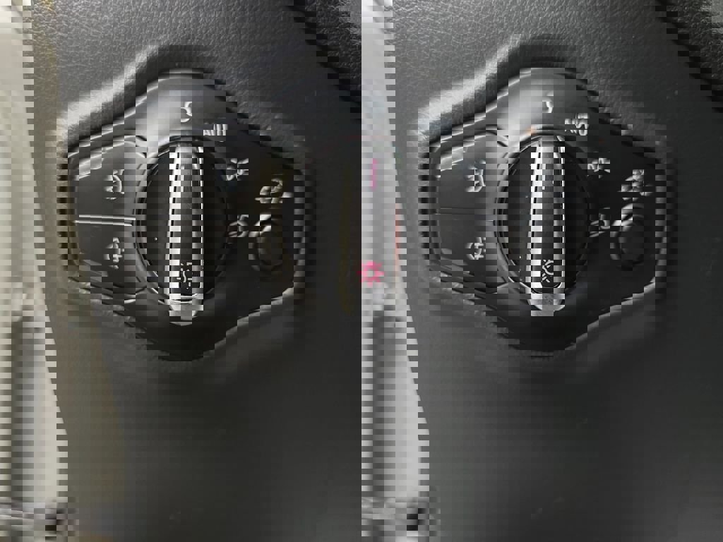 Used 2015 Audi Q5 2.0T Premium Plus w/ Premium Plus Package AWD/4WD image 27