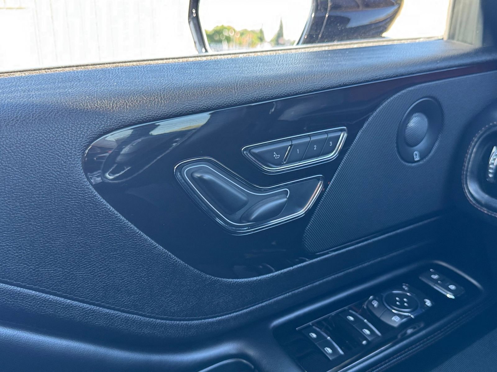 Used 2024 Lincoln Aviator Reserve image 23