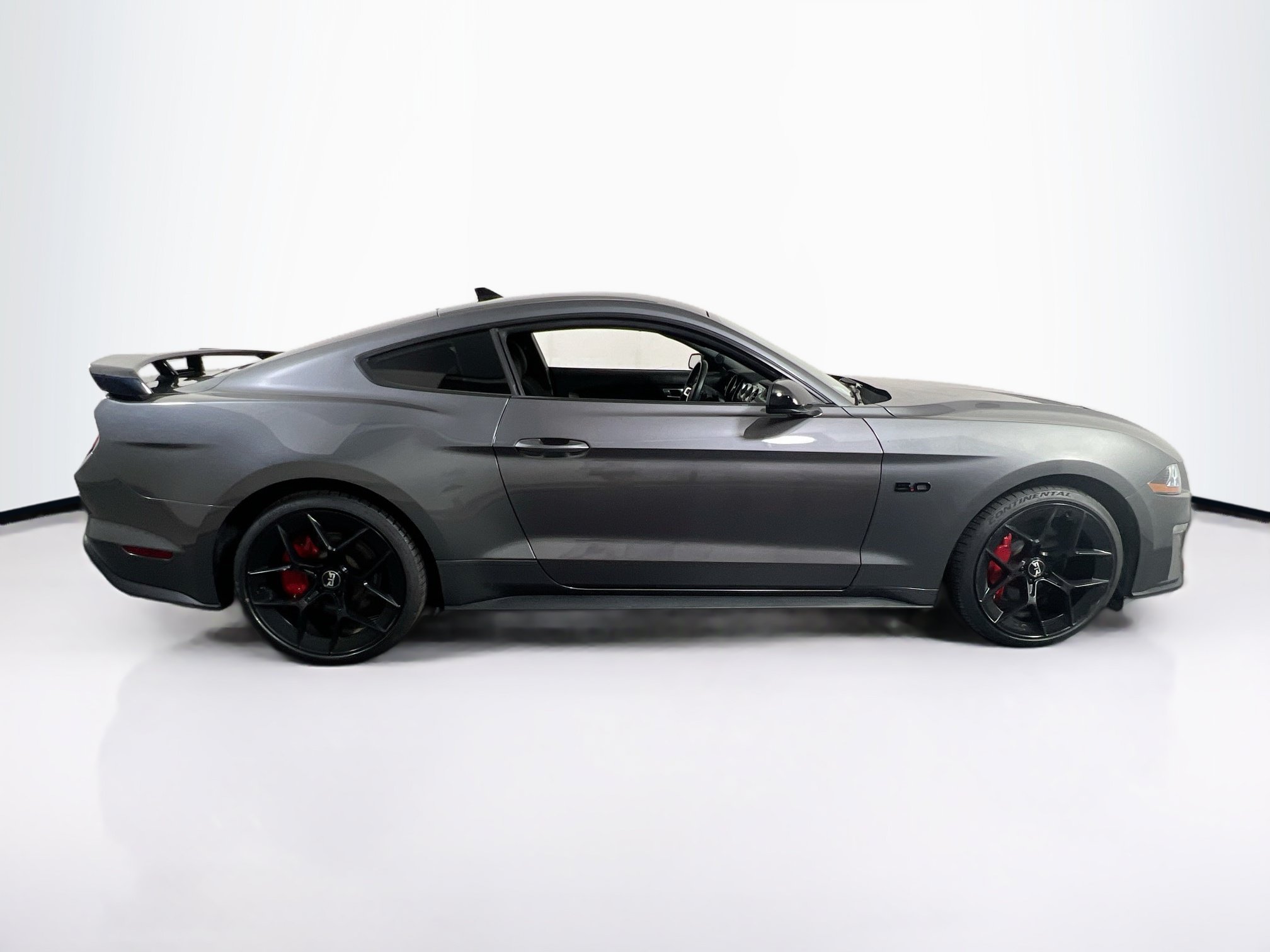 Used 2022 Ford Mustang GT w/ Equipment Group 301A RWD image 4