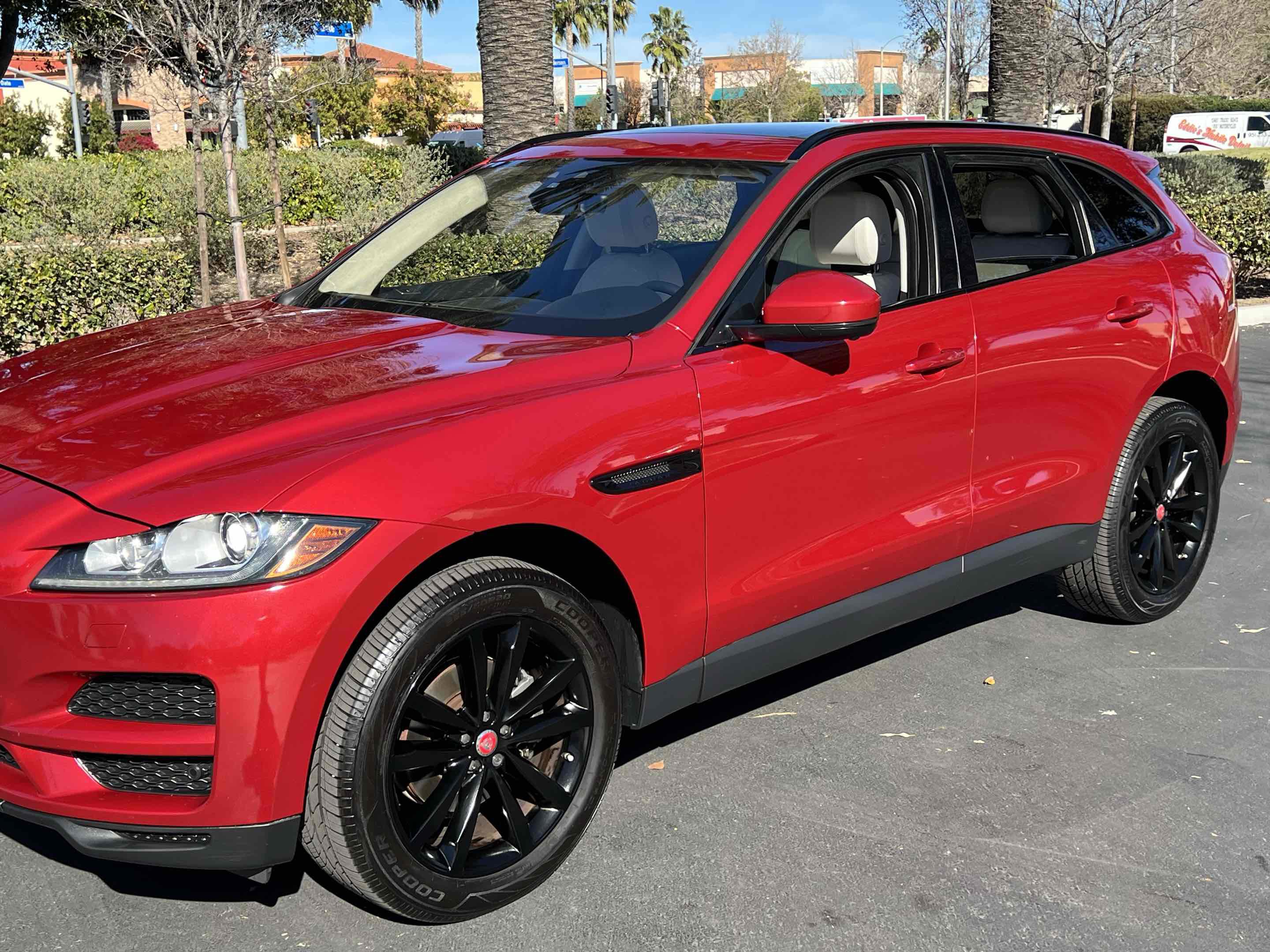 Used 2019 Jaguar F-PACE Prestige image 50