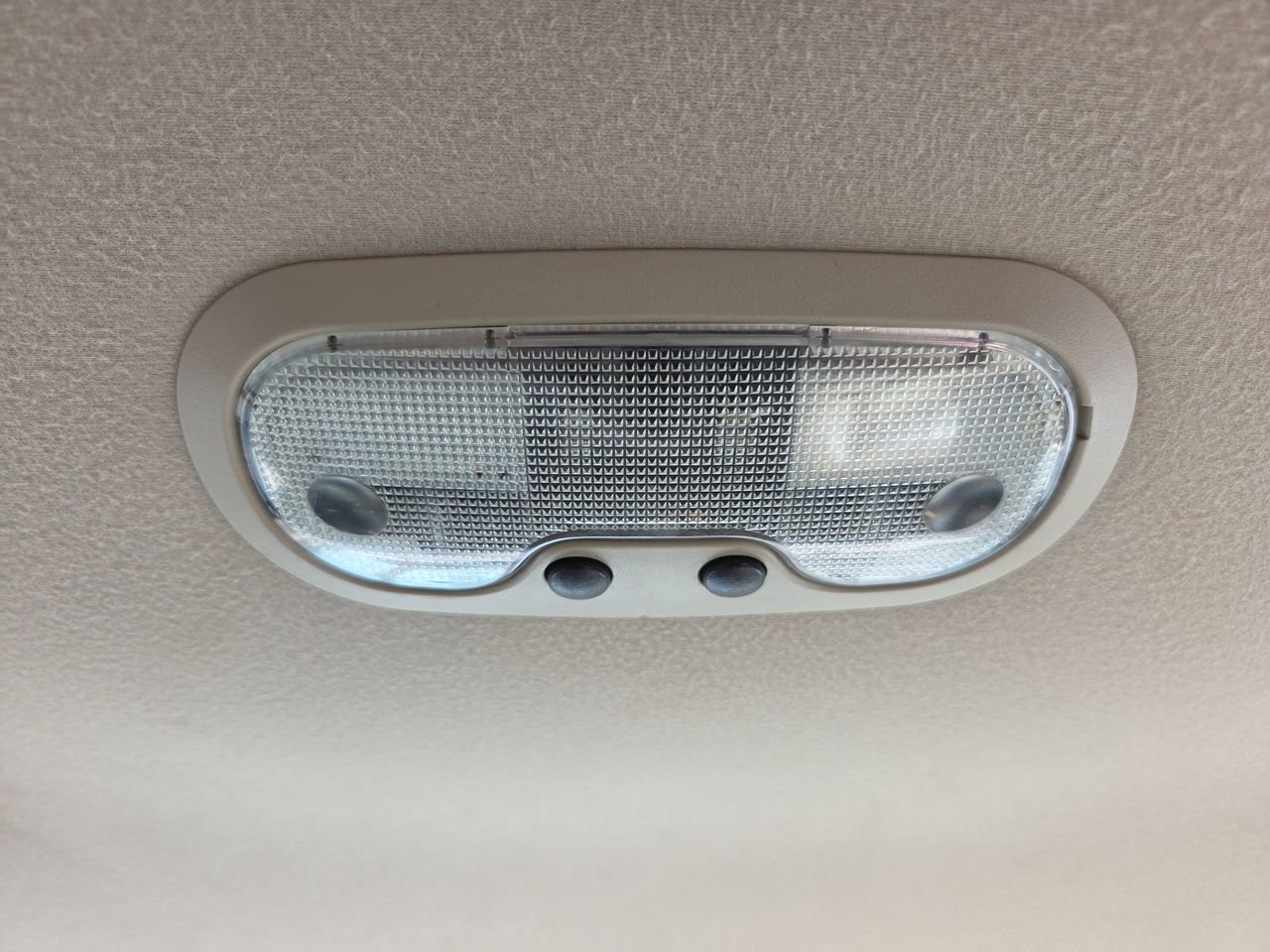 Used 2011 Chevrolet Express 1500 LS RWD image 17