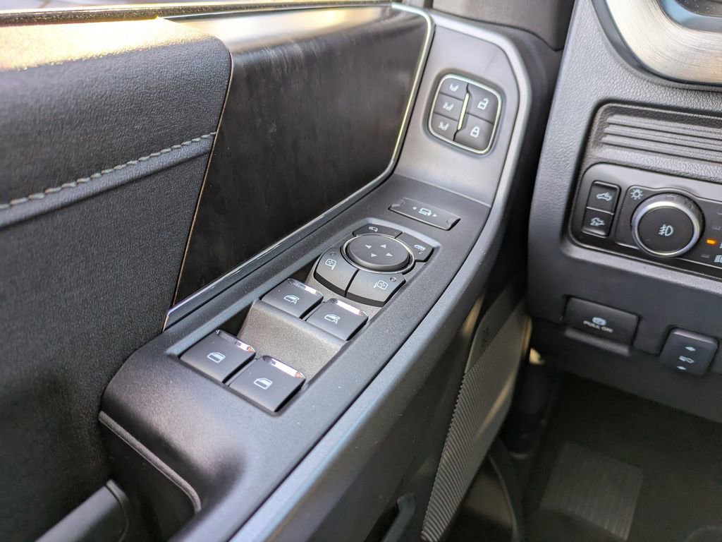 New 2025 Ford F250 Lariat w/ Lariat Ultimate Package image 27