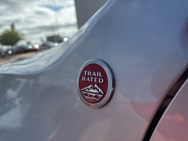 Used 2015 Jeep Renegade Trailhawk w/ Premium Leather Group AWD/4WD image 10