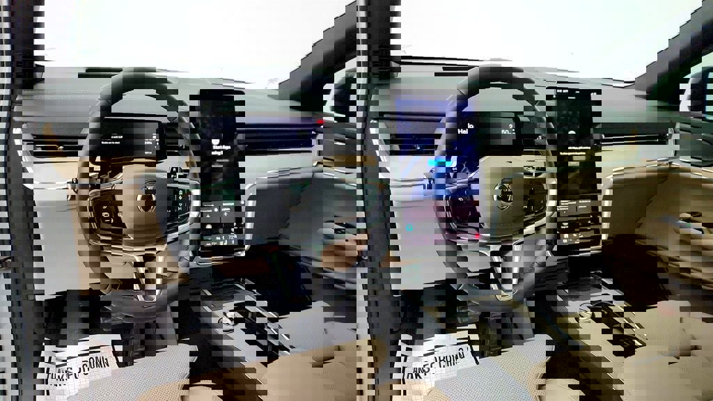 Used 2025 Volvo EX90 Ultra image 13