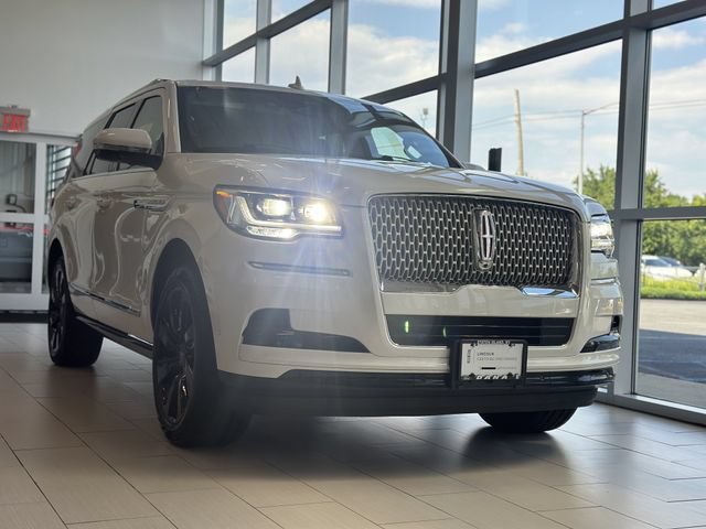 Certified 2024 Lincoln Navigator Reserve AWD/4WD image 49