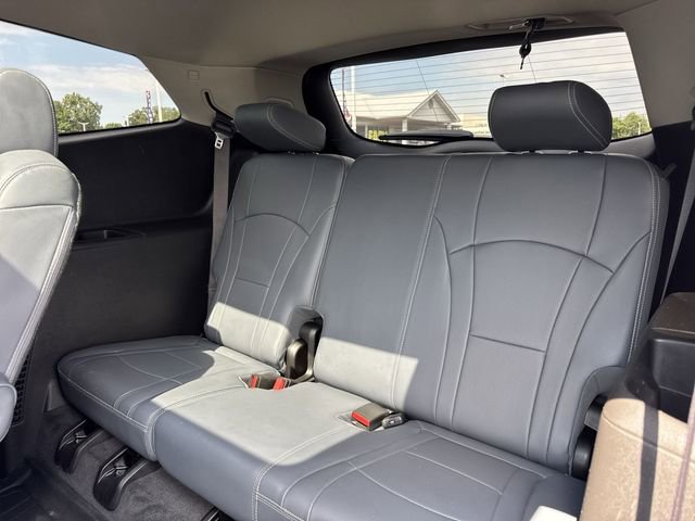 Used 2019 Buick Enclave Premium w/ Experience Buick Package FWD image 12