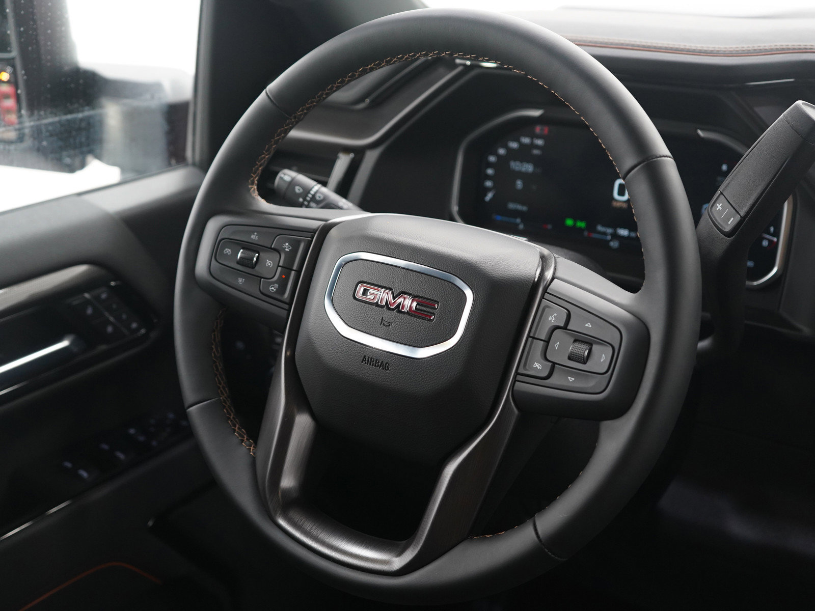 Used 2026 GMC Sierra 2500 AT4 w/ AT4 Premium Plus Package image 14