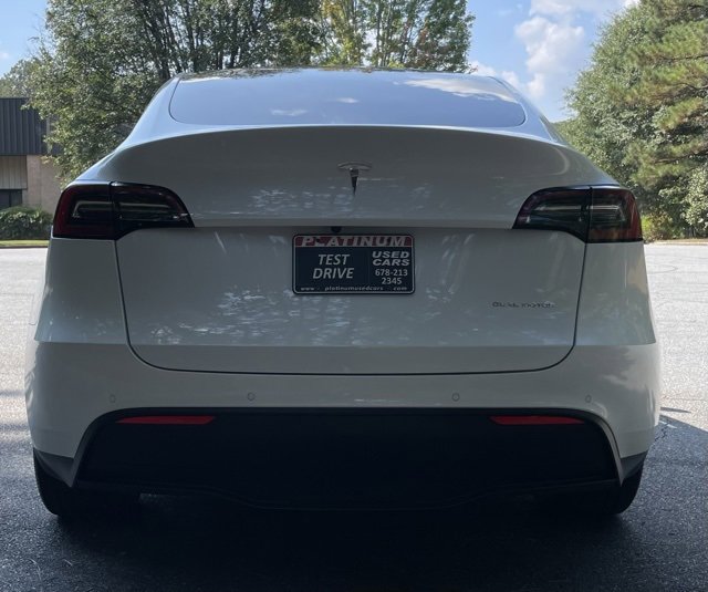 Used 2021 Tesla Model Y Long Range image 8