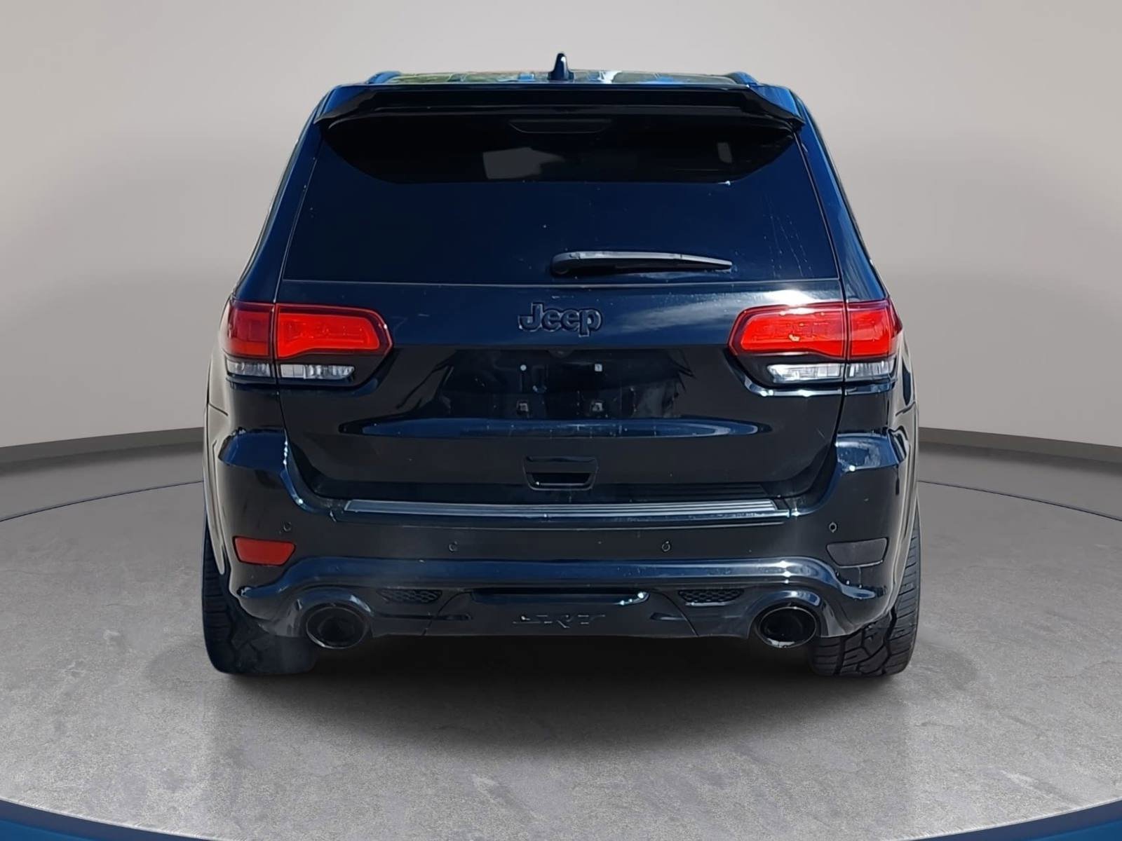 Used 2020 Jeep Grand Cherokee SRT image 6