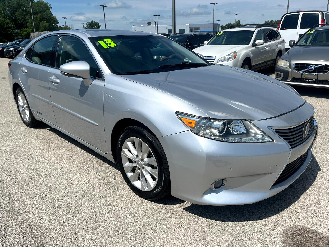 Used 2013 Lexus ES 300h image 7