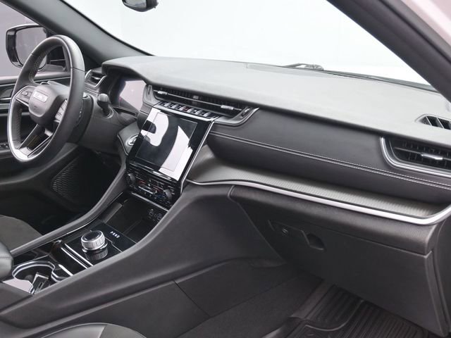 Used 2023 Jeep Grand Cherokee Altitude image 26