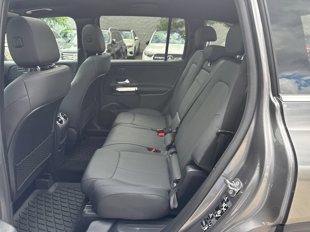 Used 2026 Mercedes-Benz GLB 250 4MATIC image 26