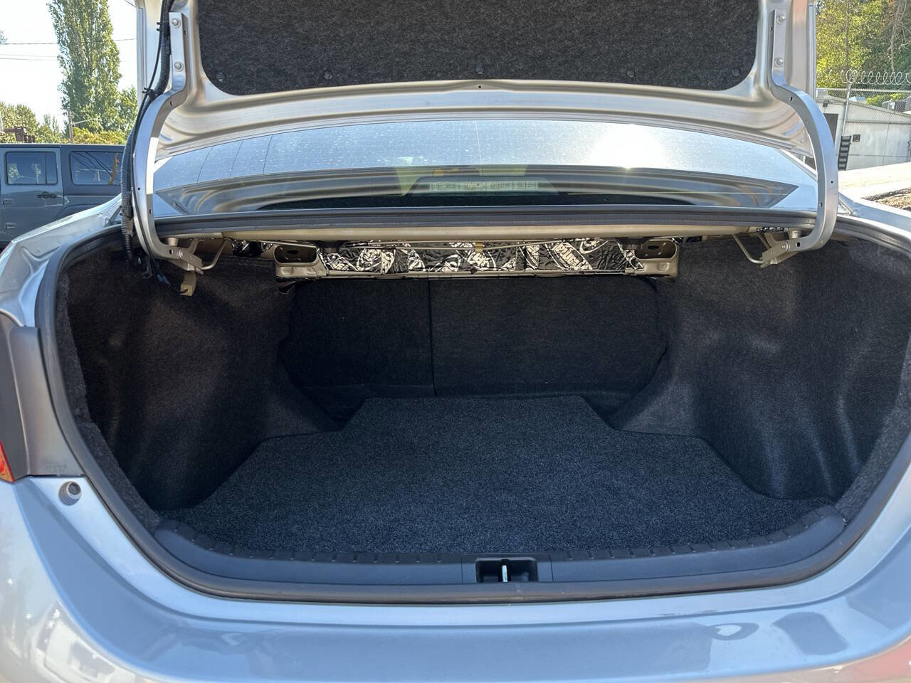 Used 2019 Toyota Corolla XLE image 6