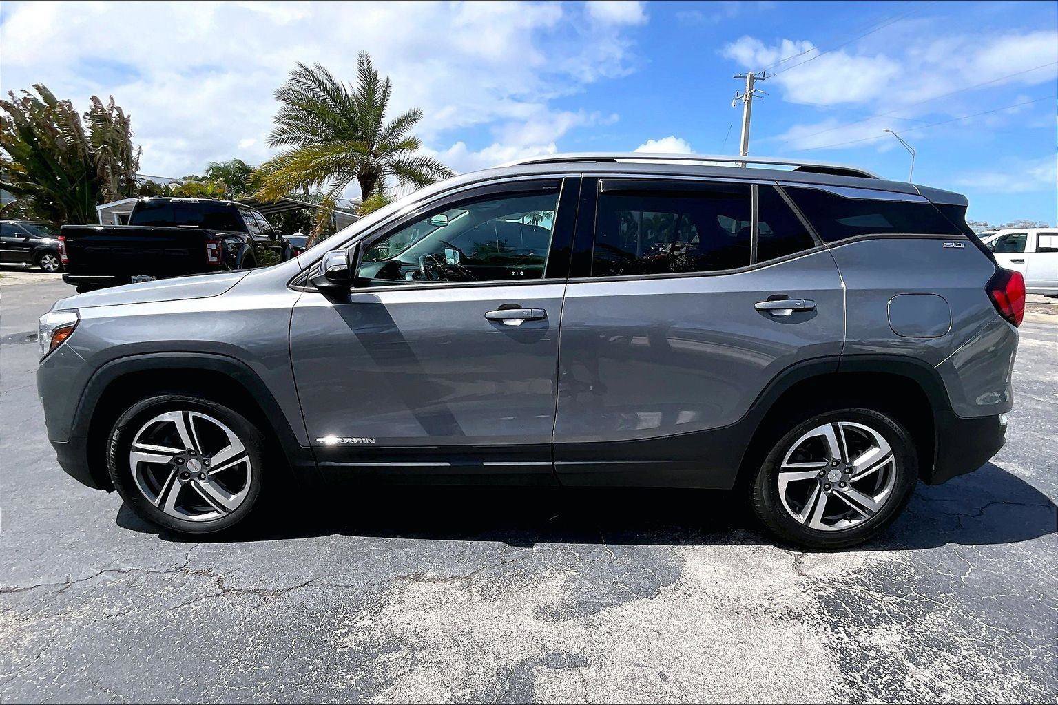 Used 2020 GMC Terrain SLT w/ Preferred Package image 30