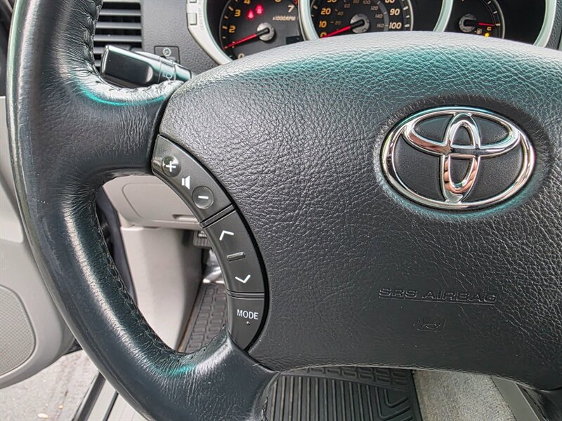 Used 2005 Toyota 4Runner Limited AWD/4WD image 35