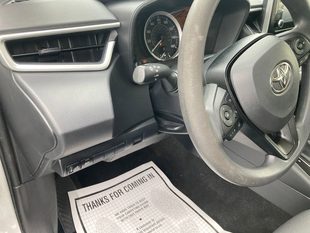Used 2020 Toyota Corolla LE image 17