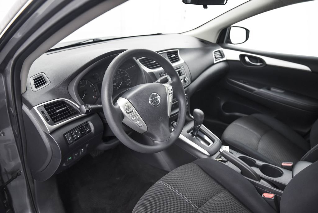 Used 2016 Nissan Sentra S image 18