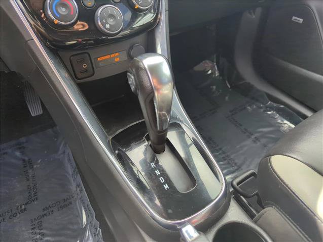 Used 2018 Chevrolet Trax Premier w/ Midnight Edition FWD image 15