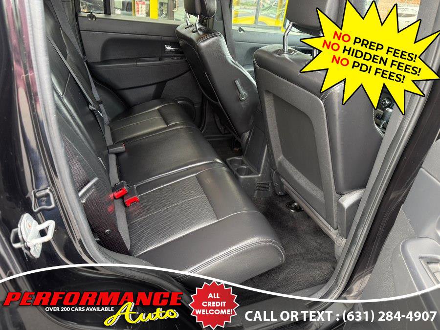 Used 2012 Jeep Liberty Sport AWD/4WD image 9