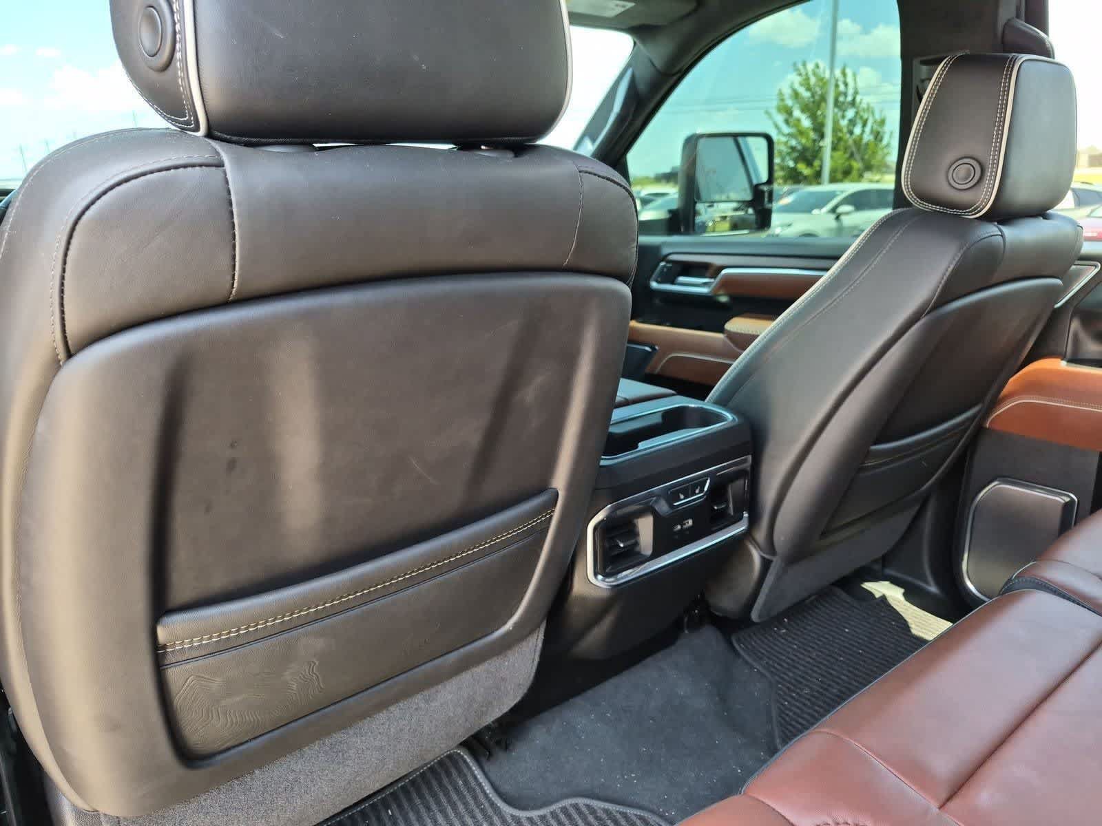Used 2025 GMC Sierra 2500 Denali Ultimate AWD/4WD image 18