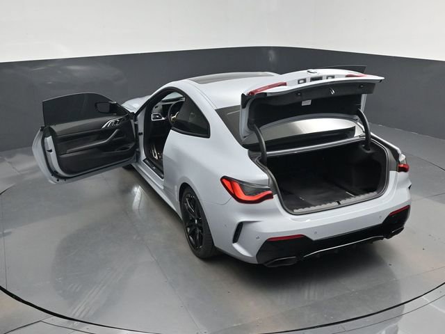 Used 2024 BMW M440i Coupe w/ Premium Package RWD image 30