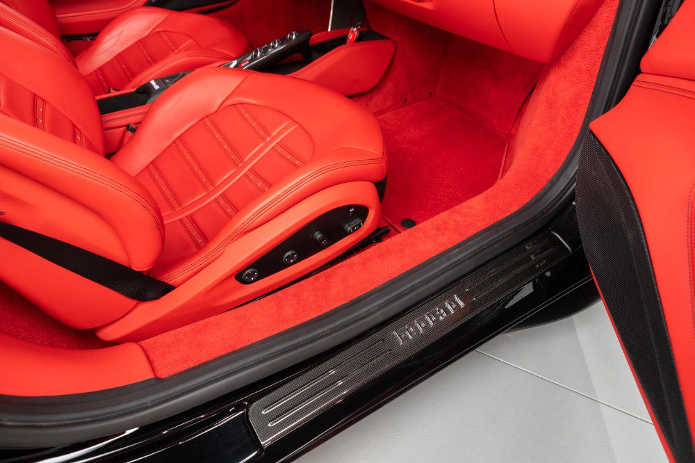 Certified 2021 Ferrari F8 Tributo image 71