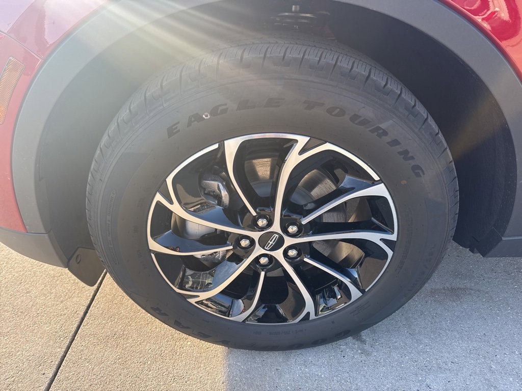 New 2026 Lincoln Nautilus Premier w/ Equipment Group 102A image 4