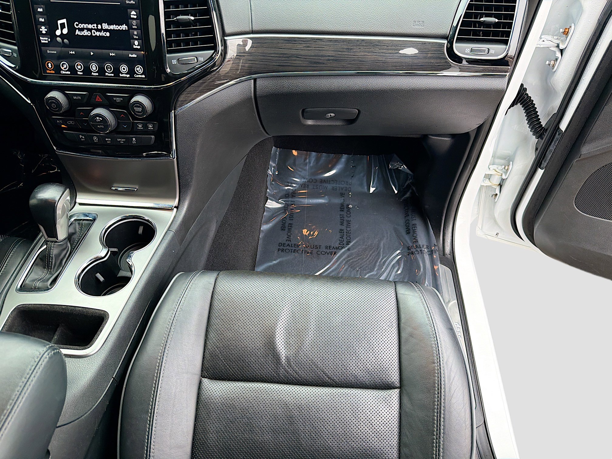 Used 2020 Jeep Grand Cherokee Overland image 17