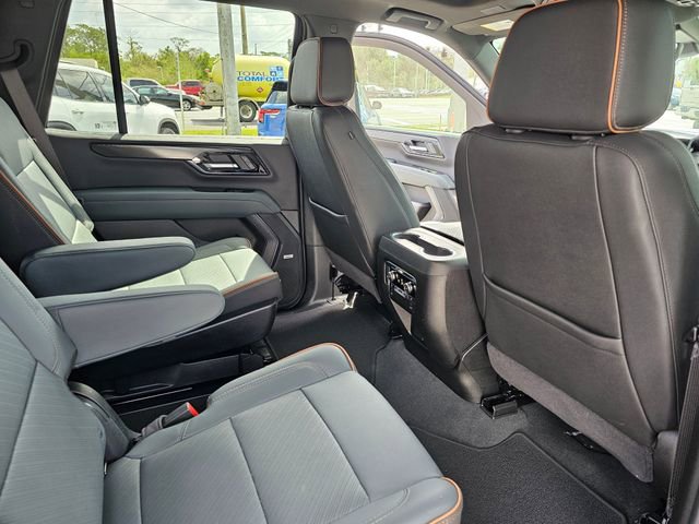Used 2025 GMC Yukon AT4 w/ AT4 Premium Package image 30