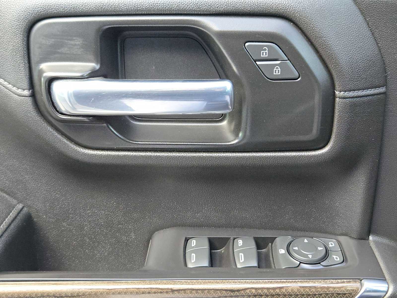 Used 2020 Chevrolet Silverado 1500 LT Trail Boss image 21