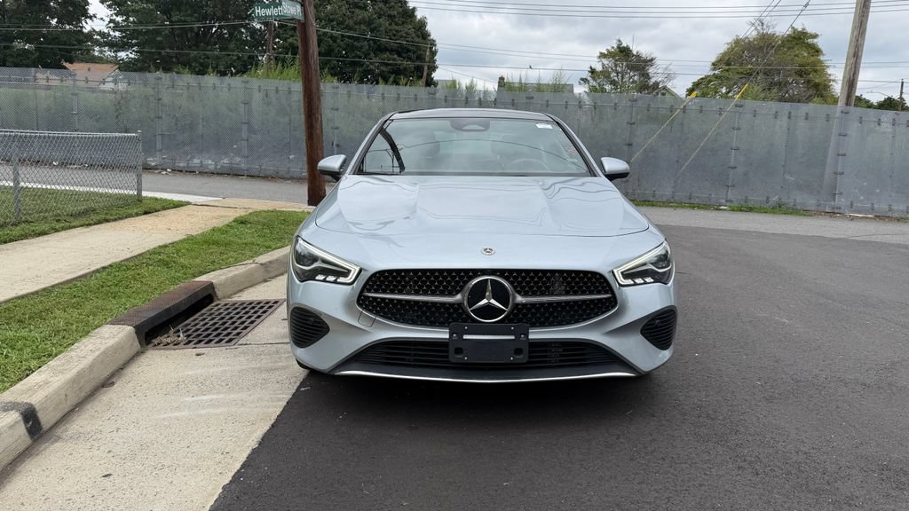 Used 2025 Mercedes-Benz CLA 250 image 3