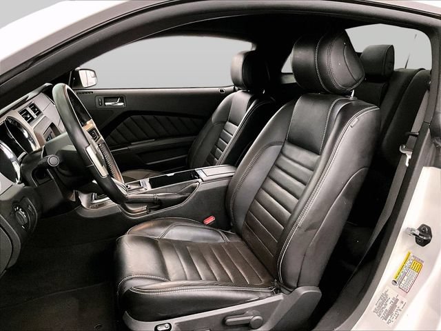 Used 2013 Ford Mustang GT Premium w/ Security Pkg RWD image 24