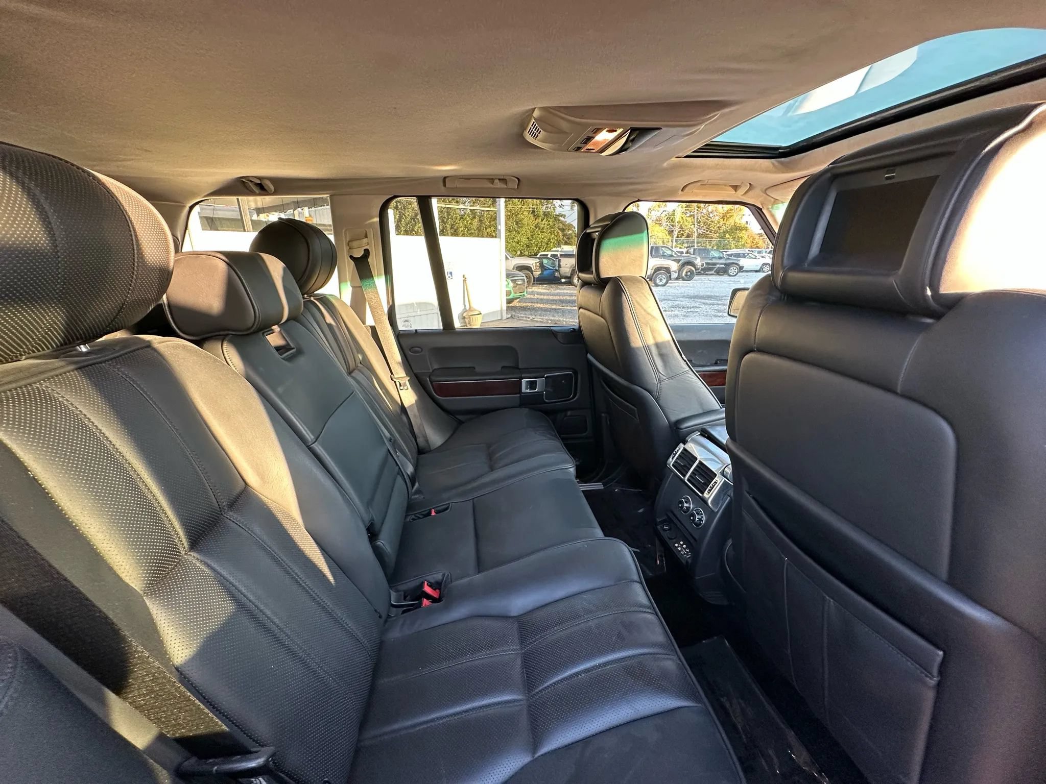 Used 2008 Land Rover Range Rover Supercharged AWD/4WD image 30