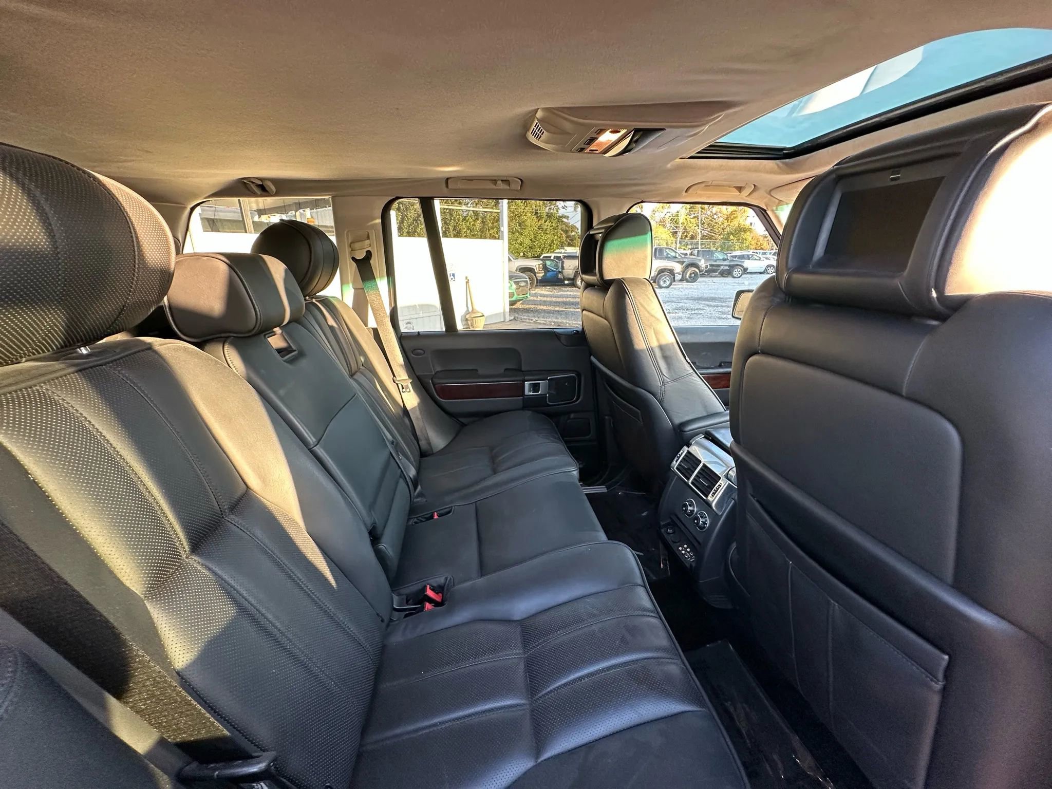 Used 2008 Land Rover Range Rover Supercharged image 30