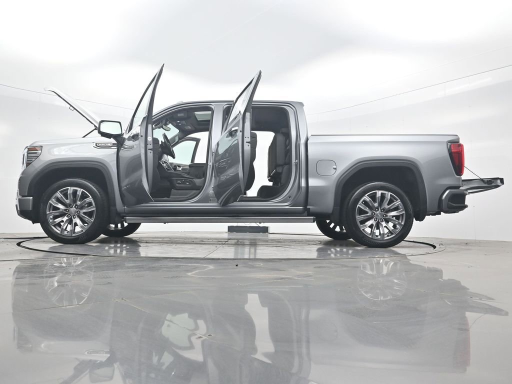 Used 2024 GMC Sierra 1500 Denali w/ Denali Reserve Package AWD/4WD image 46