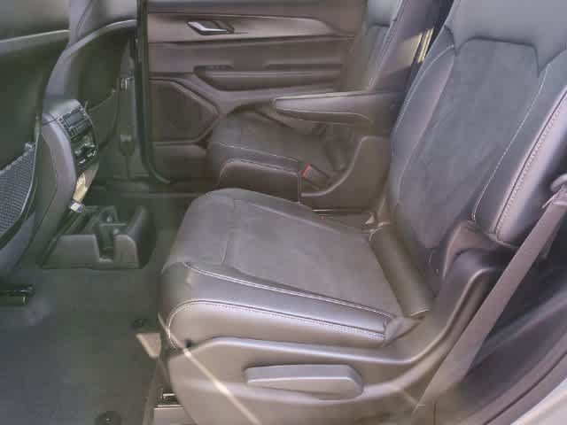 Certified 2024 Jeep Grand Cherokee L Altitude AWD/4WD image 21