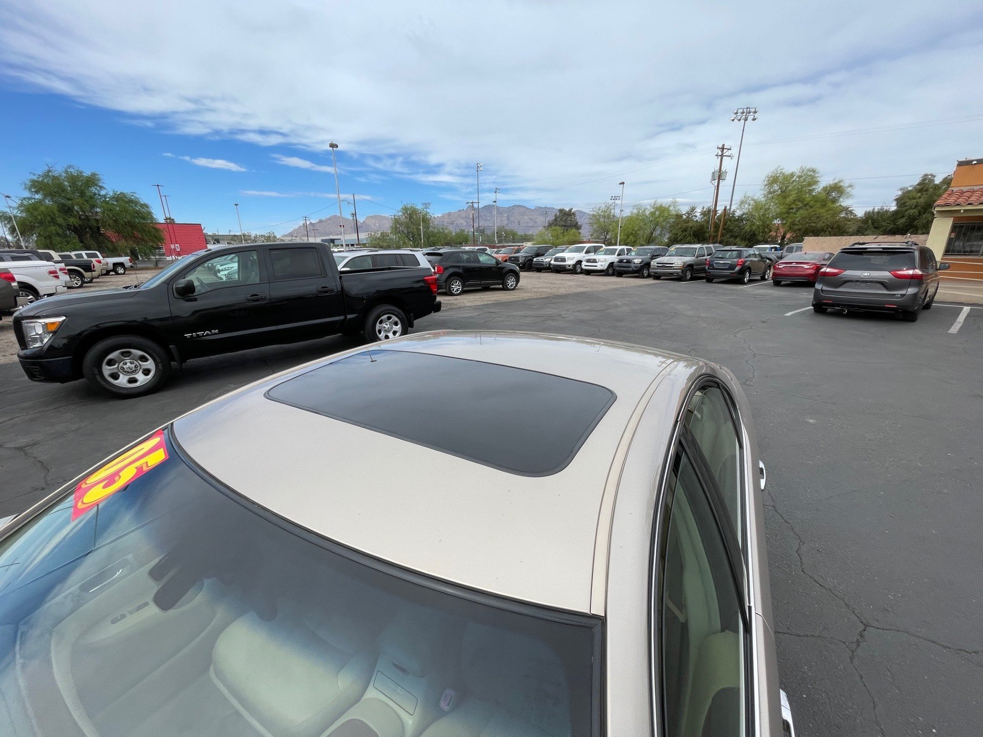 Used 2005 Lexus ES 330 FWD image 11