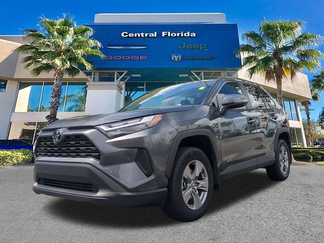 Used 2024 Toyota RAV4 XLE w/ Convenience Package FWD image 9