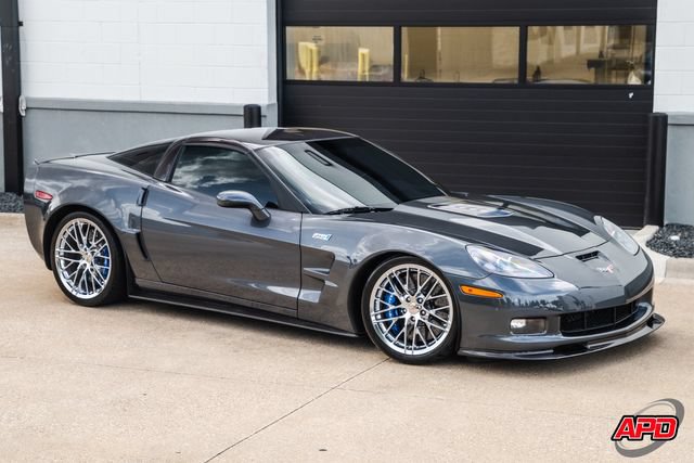 Used 2010 Chevrolet Corvette ZR1 w/ Preferred Equipment Group RWD image 37