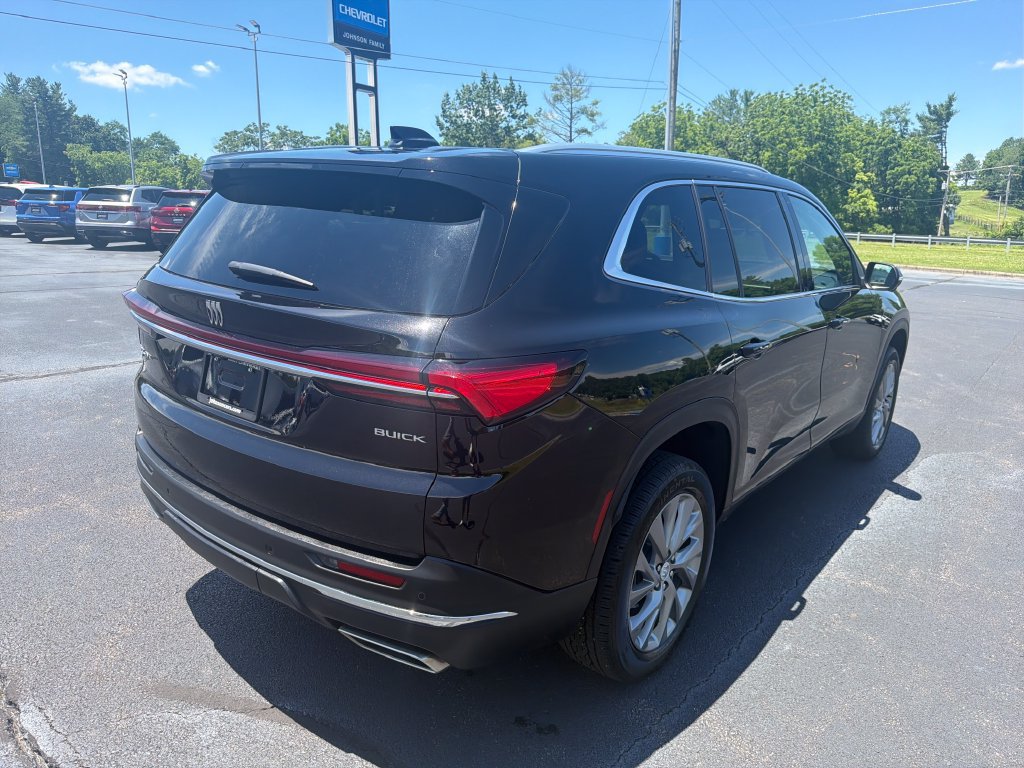 Used 2026 Buick Enclave Preferred AWD/4WD image 10