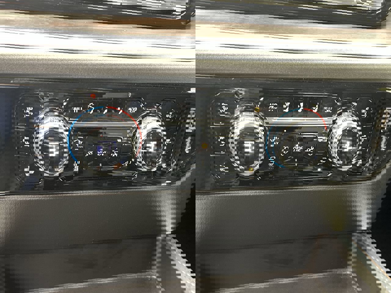 Certified 2022 GMC Sierra 1500 SLT image 24