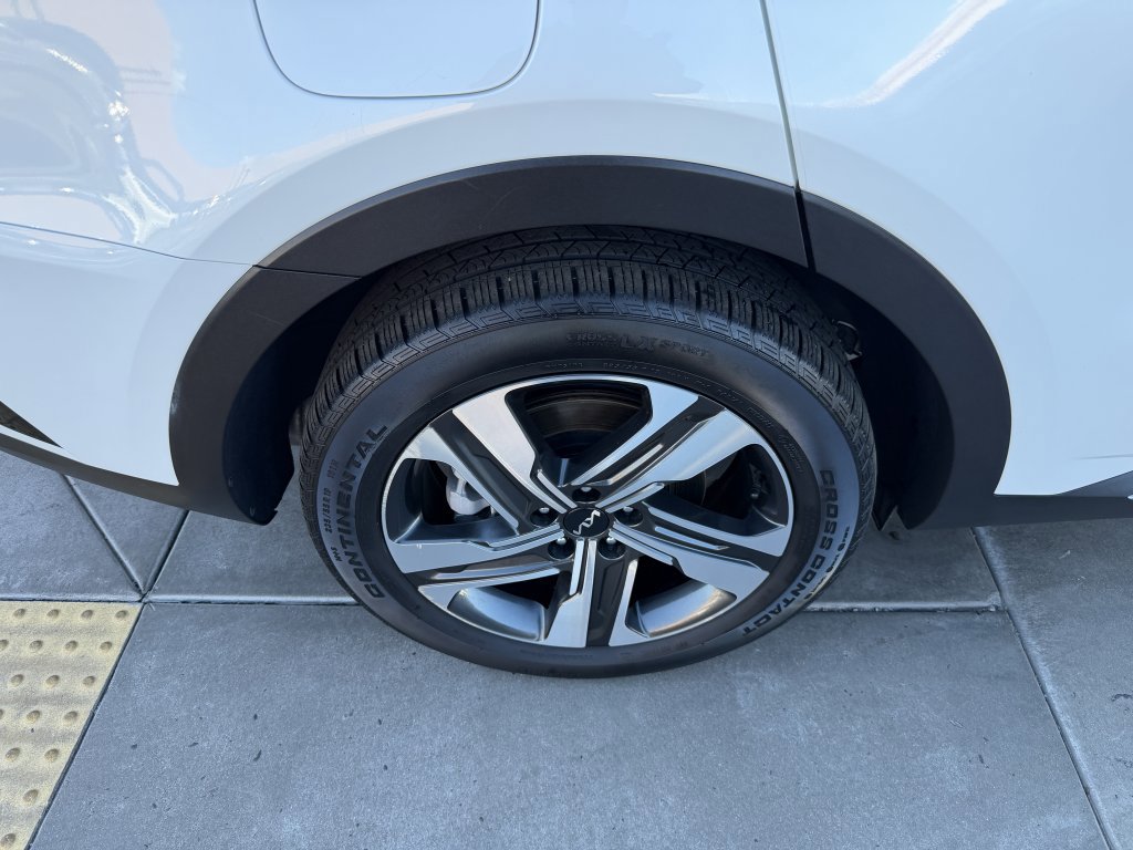 Used 2023 Kia Sorento SX Prestige image 15