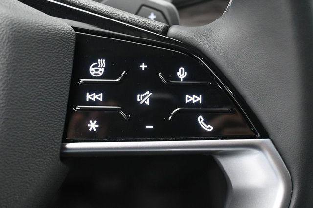 Used 2025 Audi Q5 Premium w/ Convenience Package AWD/4WD image 17