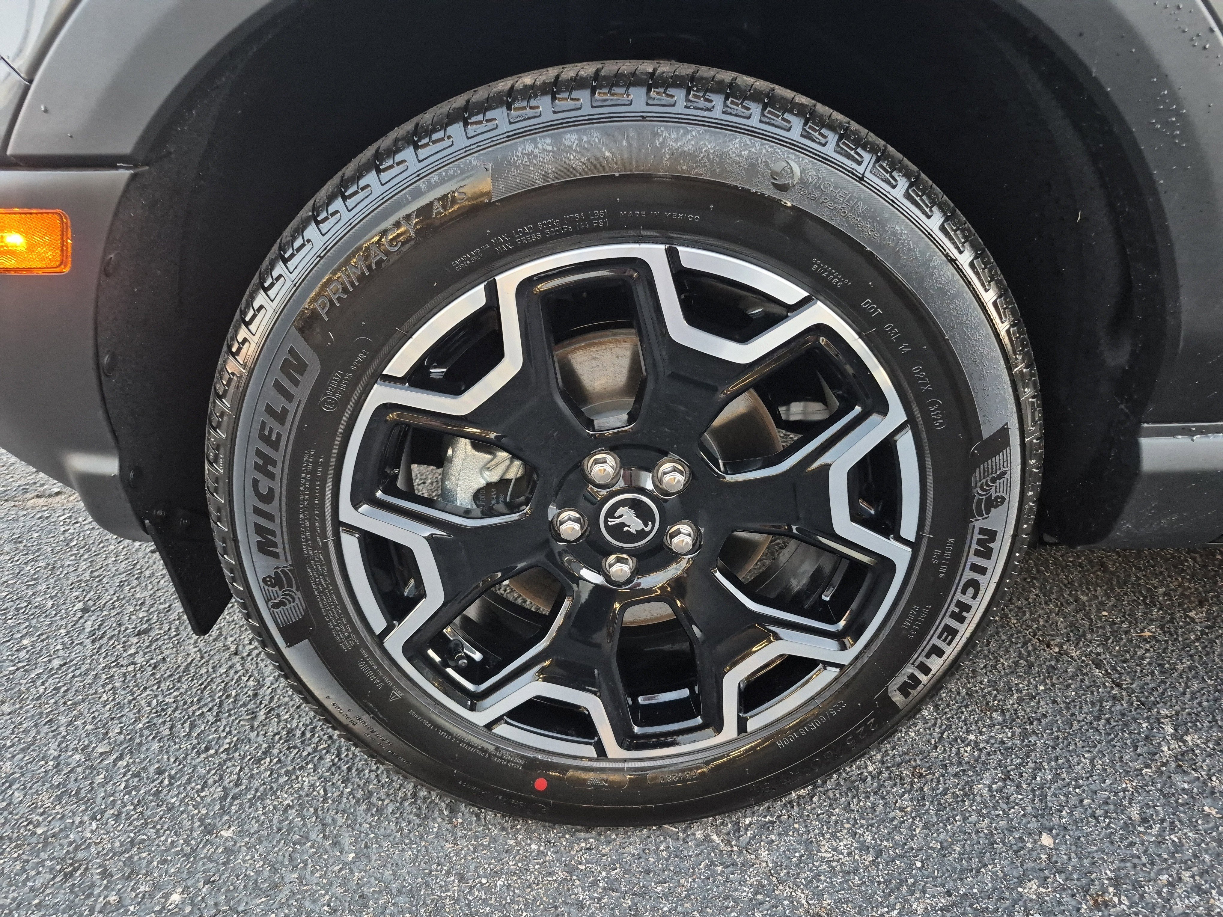 New 2025 Ford Bronco Sport Outer Banks w/ Outer Banks Tech Package+ AWD/4WD image 8
