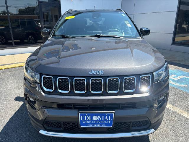 Used 2023 Jeep Compass Limited AWD/4WD image 2