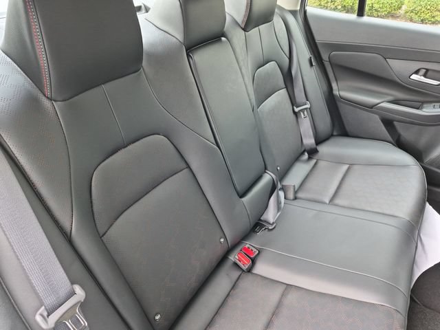 New 2026 Nissan Sentra SR w/ SR Premium Package FWD image 32
