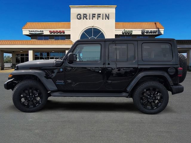 Used 2025 Jeep Wrangler Sahara 4xe image 10
